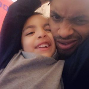 Meet your Posher, Emanuel